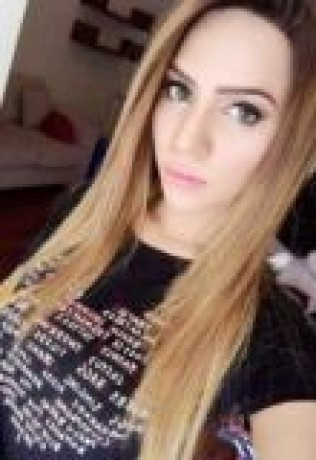 Ramsha - Hot and Sexy Escort in Model Colony Karachi

